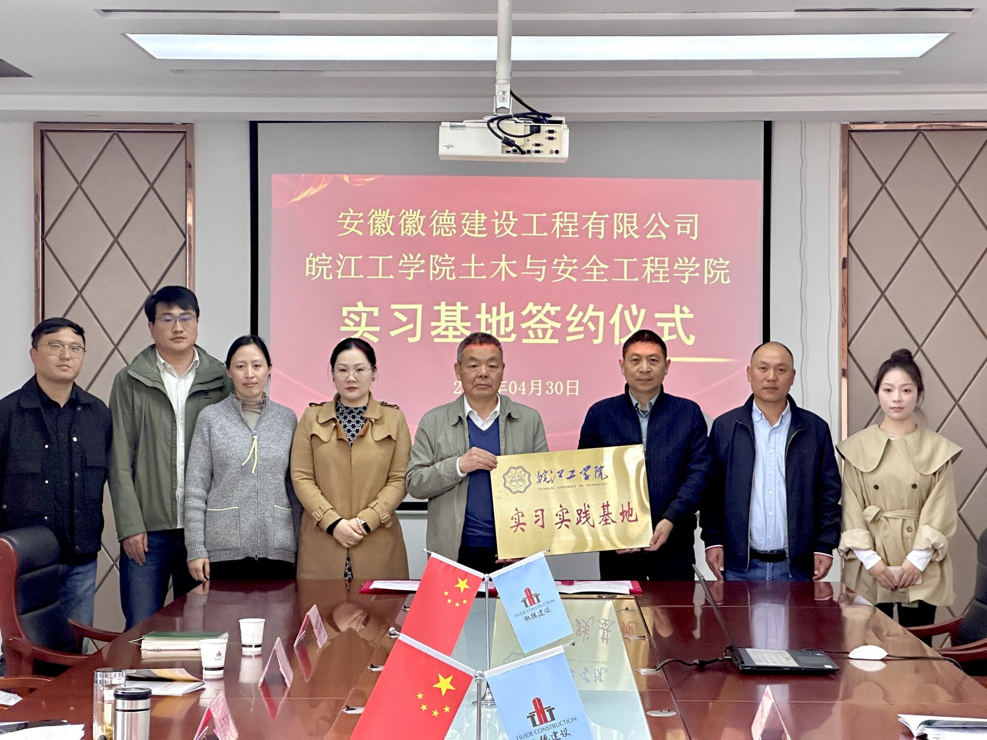 两者都保留在站内即可形成完整阅读路径