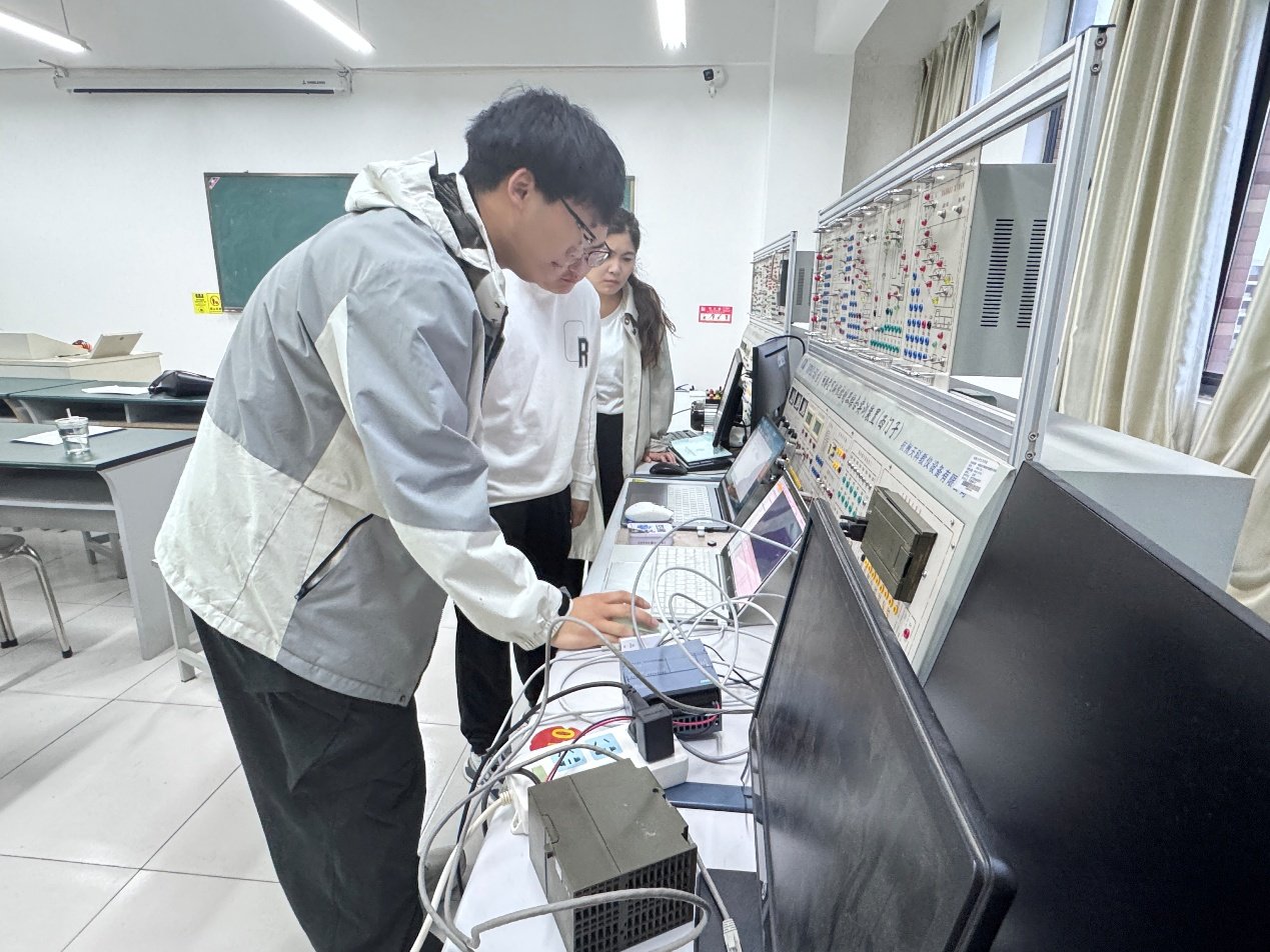 同题参见在电气与信息爱游戏体育app